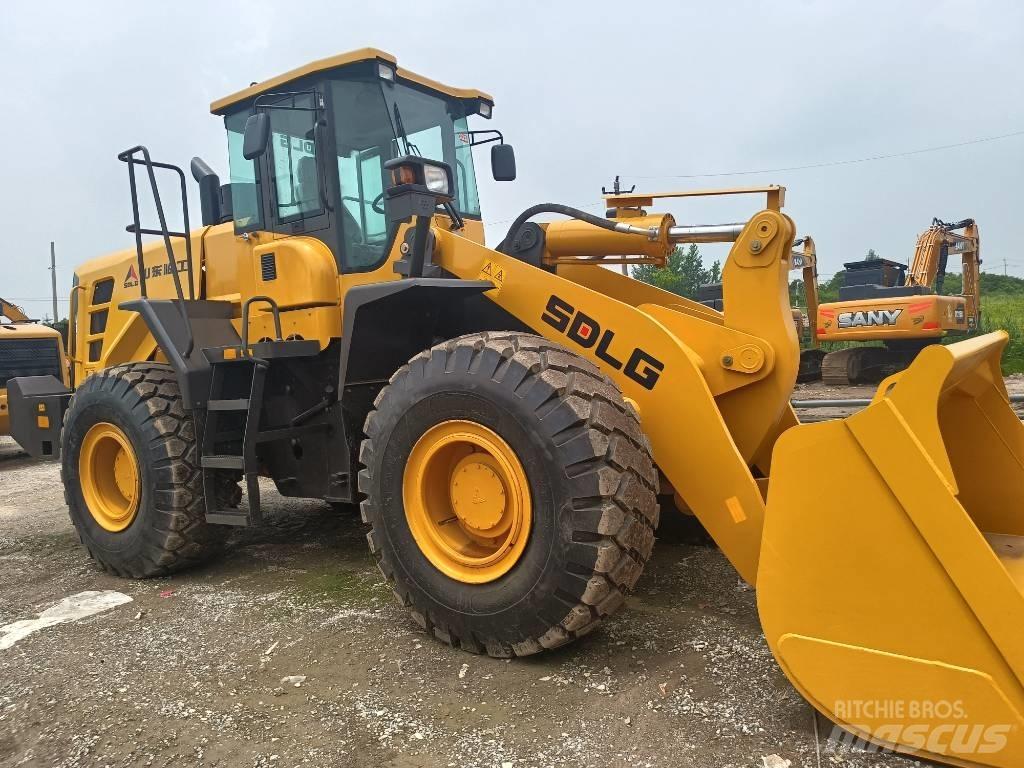 SDLG L956F Kolesni nakladalci