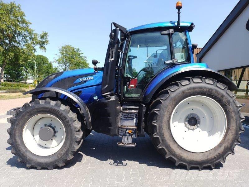 Valtra T194 A Traktorji