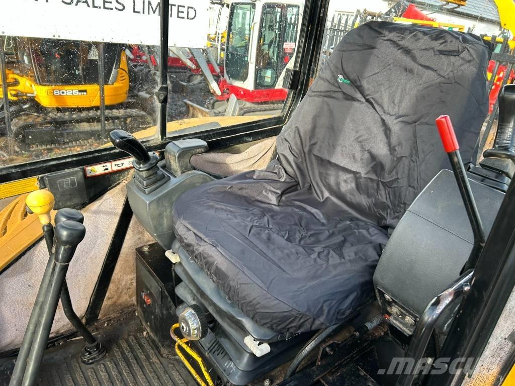 JCB 8060 Mini bagri <7t