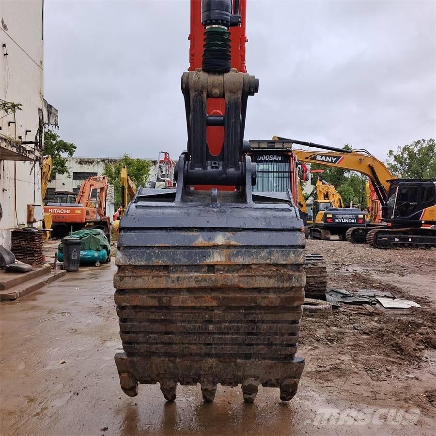 Doosan DX 340 LC Bagri goseničarji