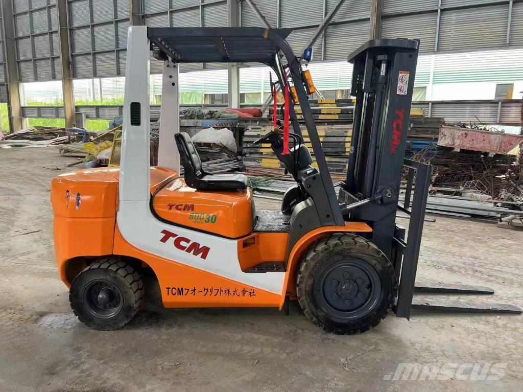 TCM FD 30 Dizelski viličarji