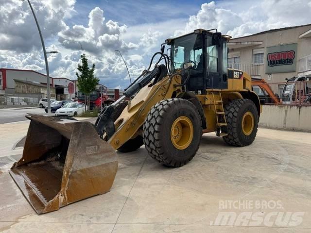 CAT 930 H Kolesni nakladalci