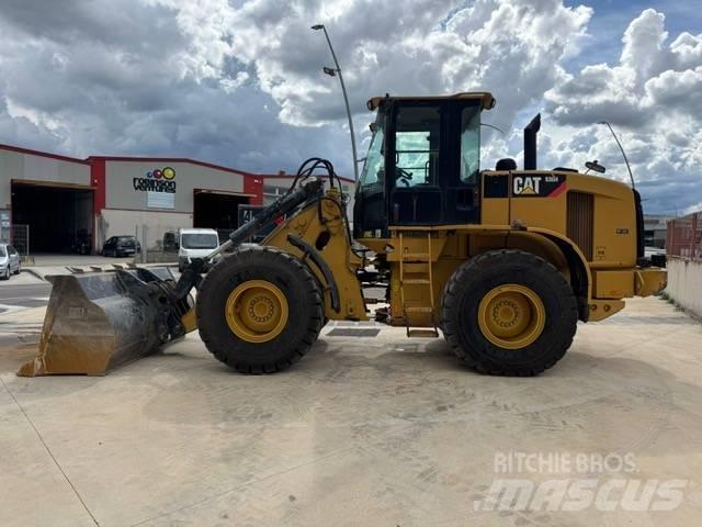 CAT 930 H Kolesni nakladalci