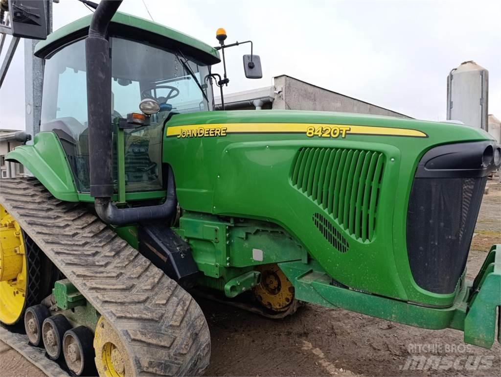 John Deere 8420T Traktorji