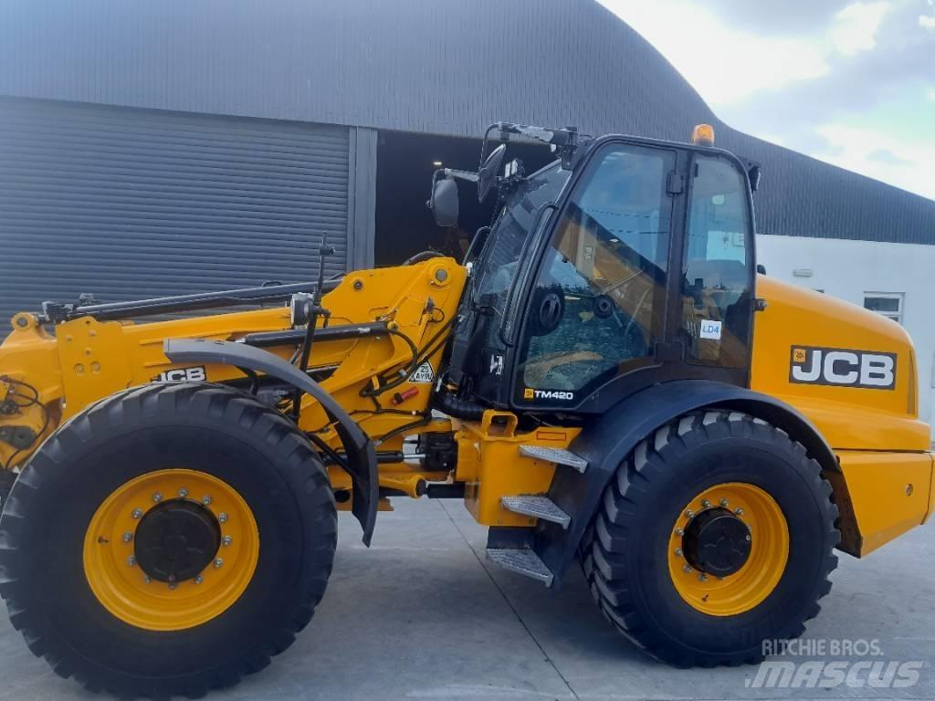 JCB TM420 Kmetijski teleskopski nakladalci
