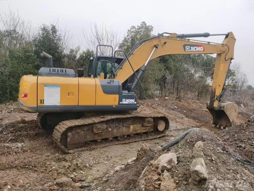 XCMG XE200DA Bagri goseničarji