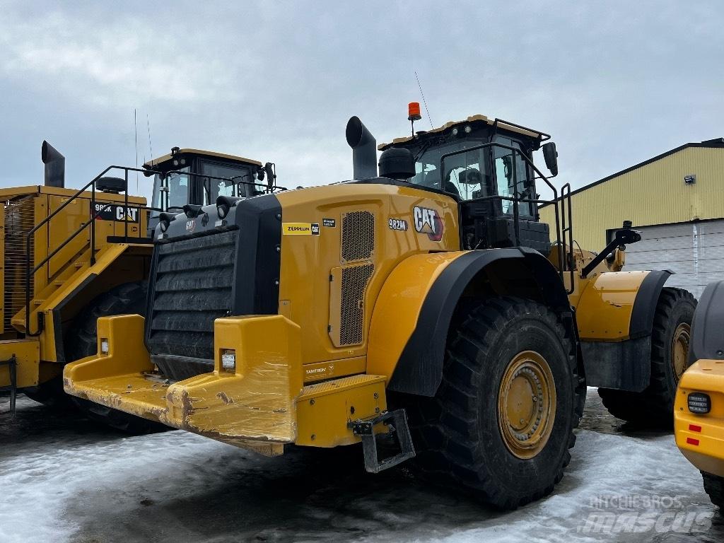 CAT 982 M Kolesni nakladalci
