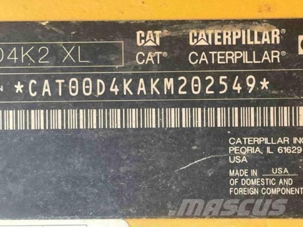 CAT D 4 K 2 XL Buldožerji goseničarji