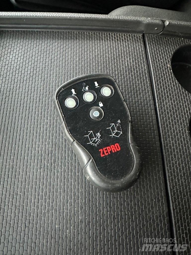 Volvo FM 330 Tovornjaki hladilniki
