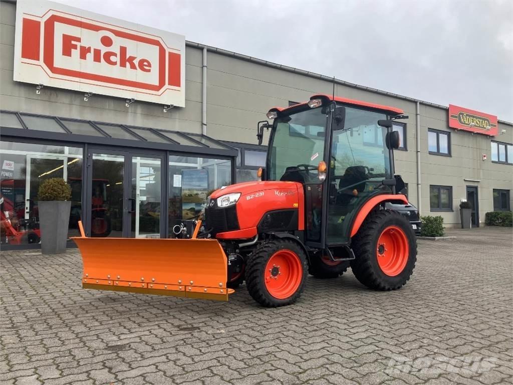 Kubota B2231 %SALE!% Manjši traktorji
