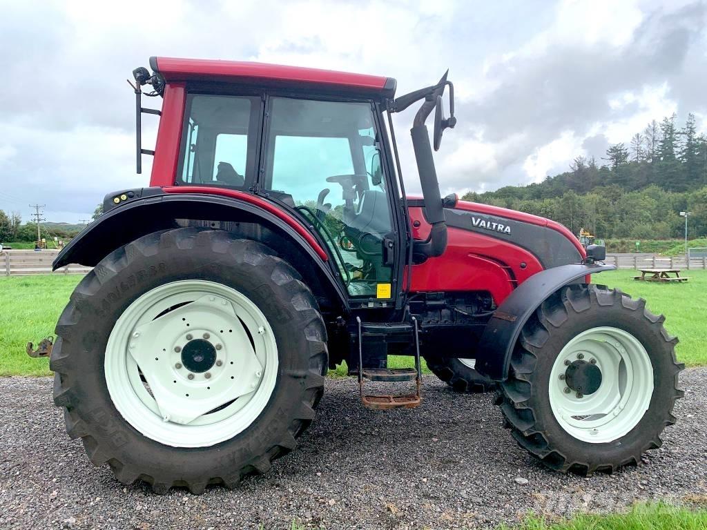 Valtra N101 Tractor Gozdarski traktorji