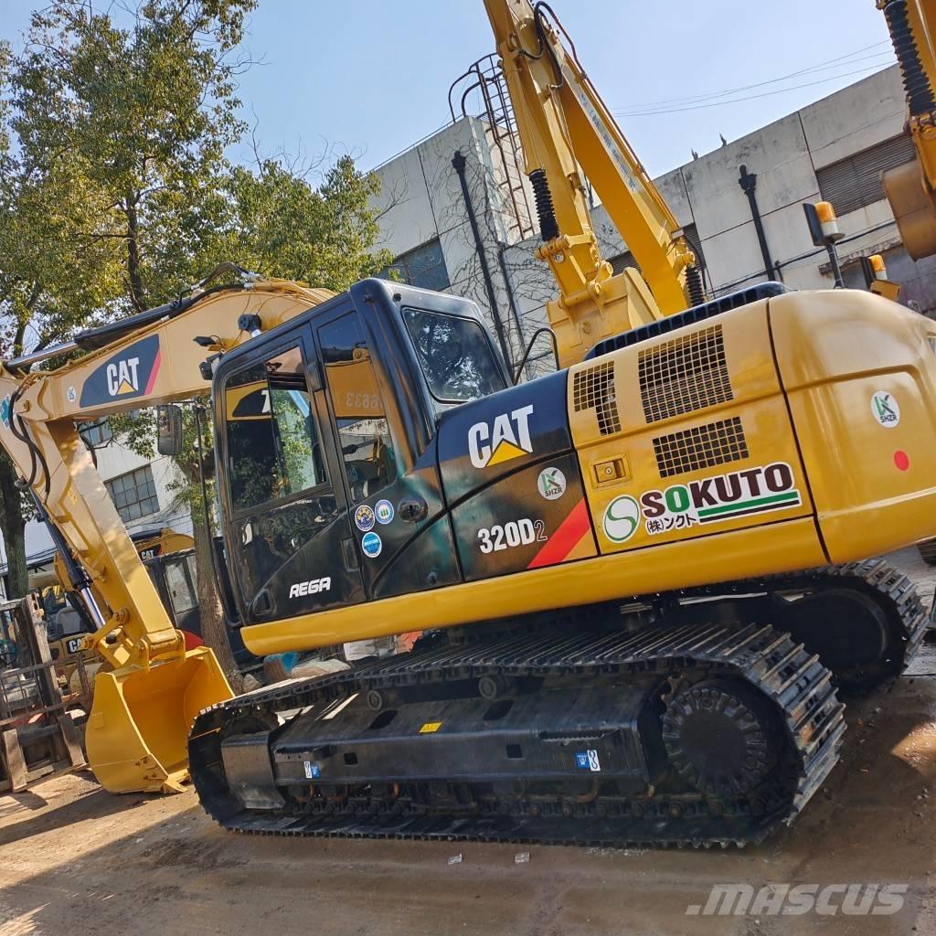 CAT 320 D2 Bagri goseničarji