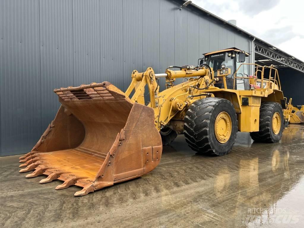 CAT 988H Kolesni nakladalci