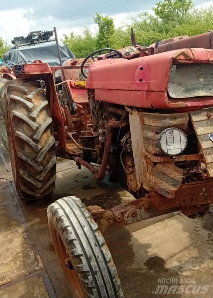 Massey Ferguson 165 Traktorji