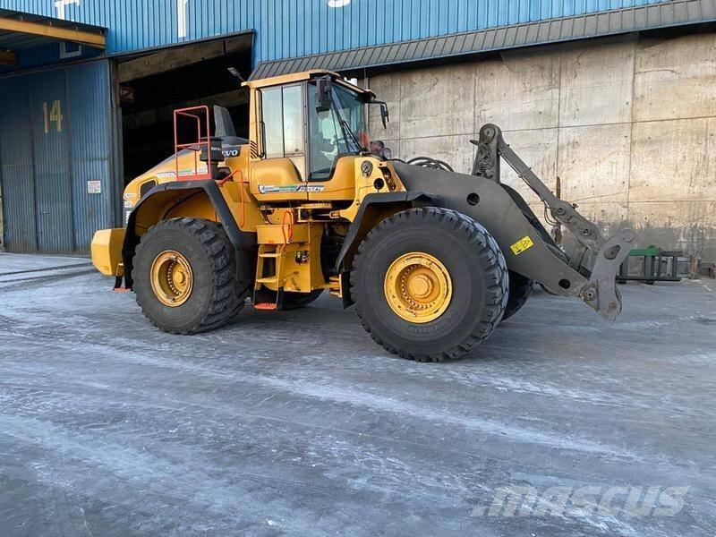 Volvo L 220 H Kolesni nakladalci