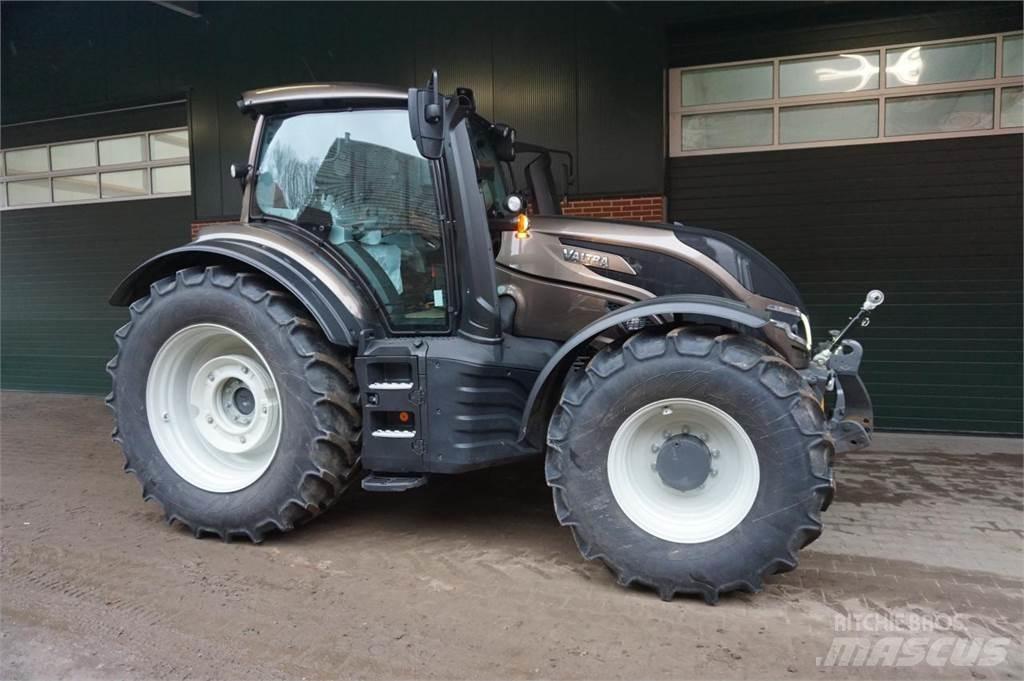 Valtra T175 Active Traktorji