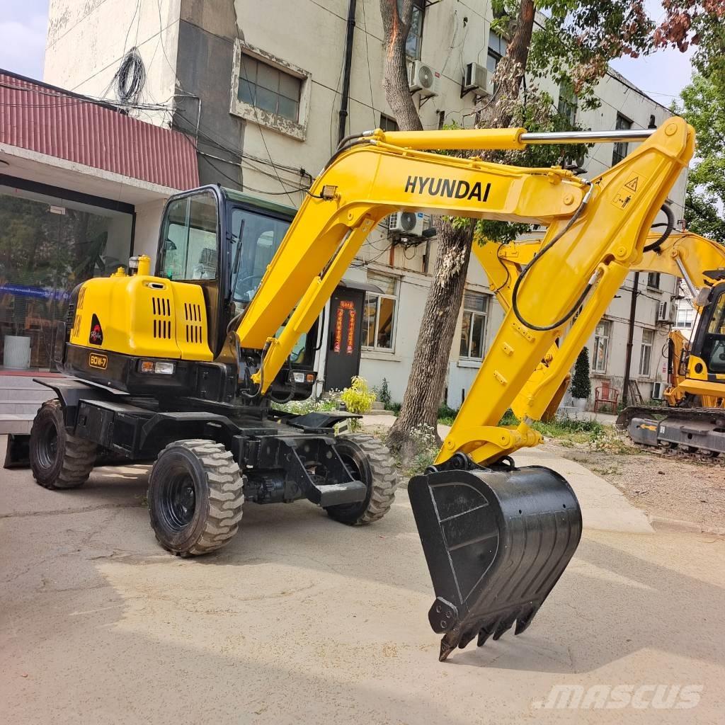 Hyundai 60W-7 Mini bagri <7t