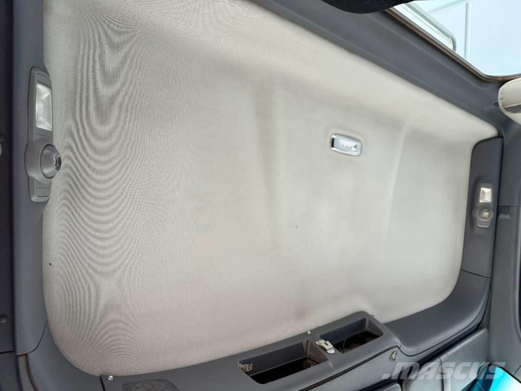 Peterbilt 567 Vlačilci