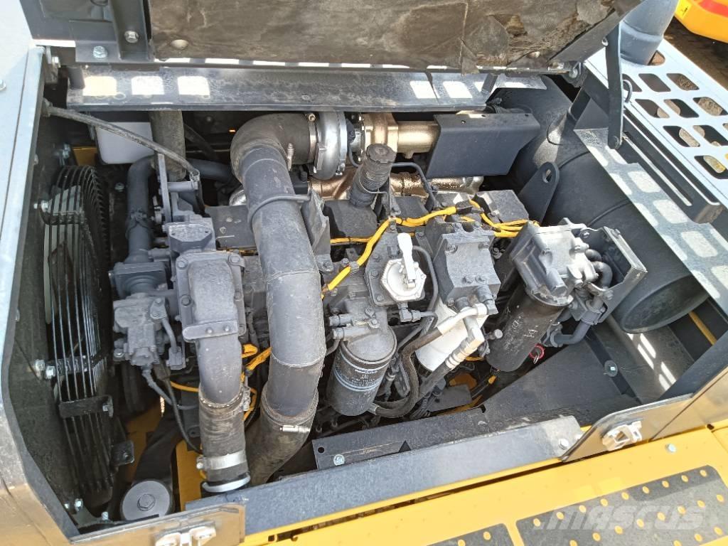 Komatsu PC 450-8 Bagri goseničarji