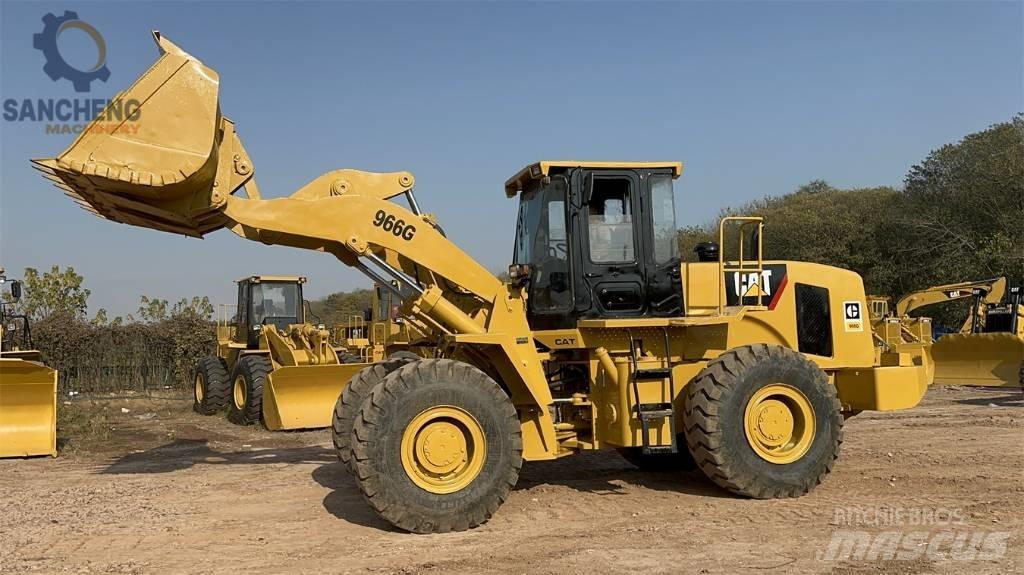 CAT 966 G Kolesni nakladalci