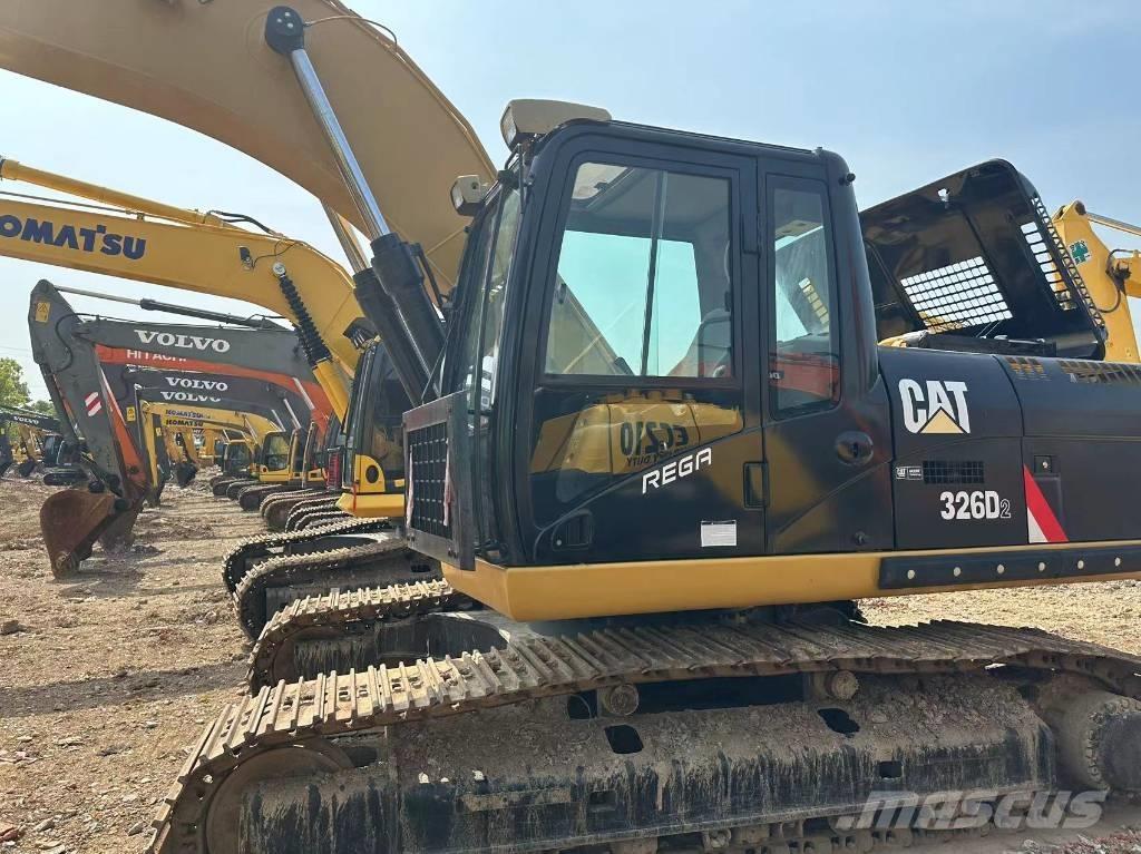 CAT 326 Bagri goseničarji