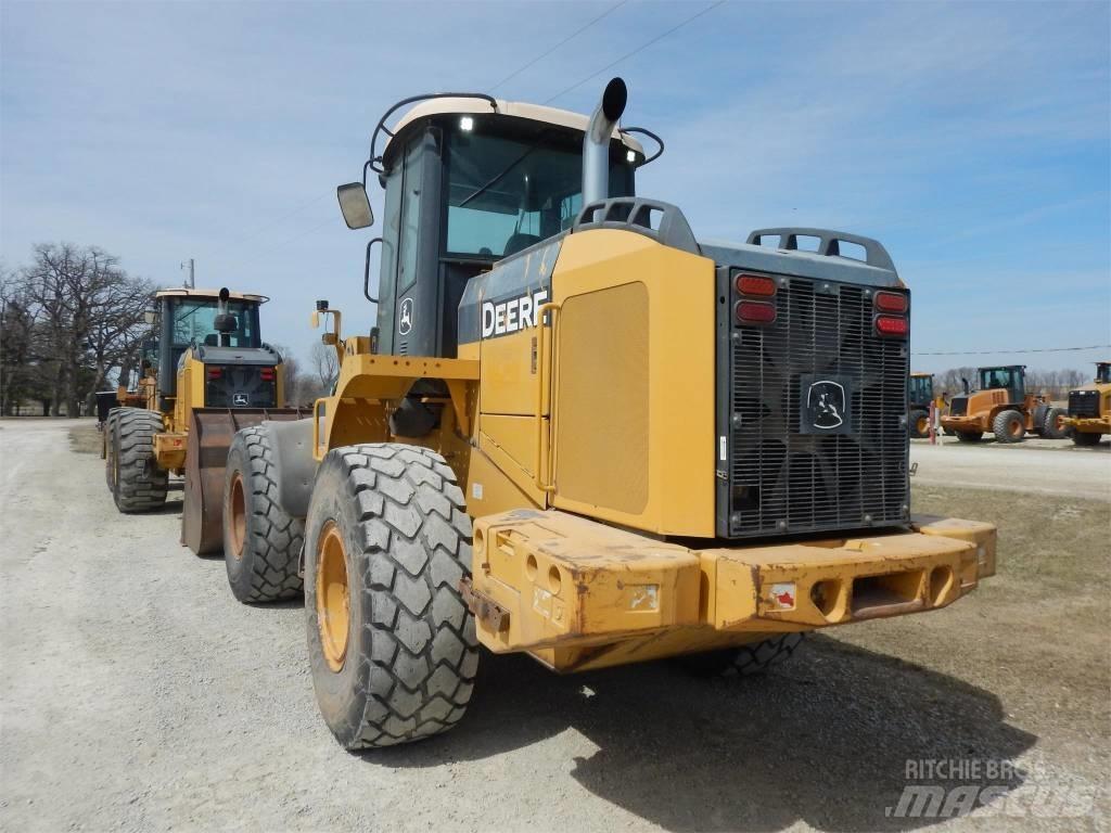 John Deere 624K Kolesni nakladalci