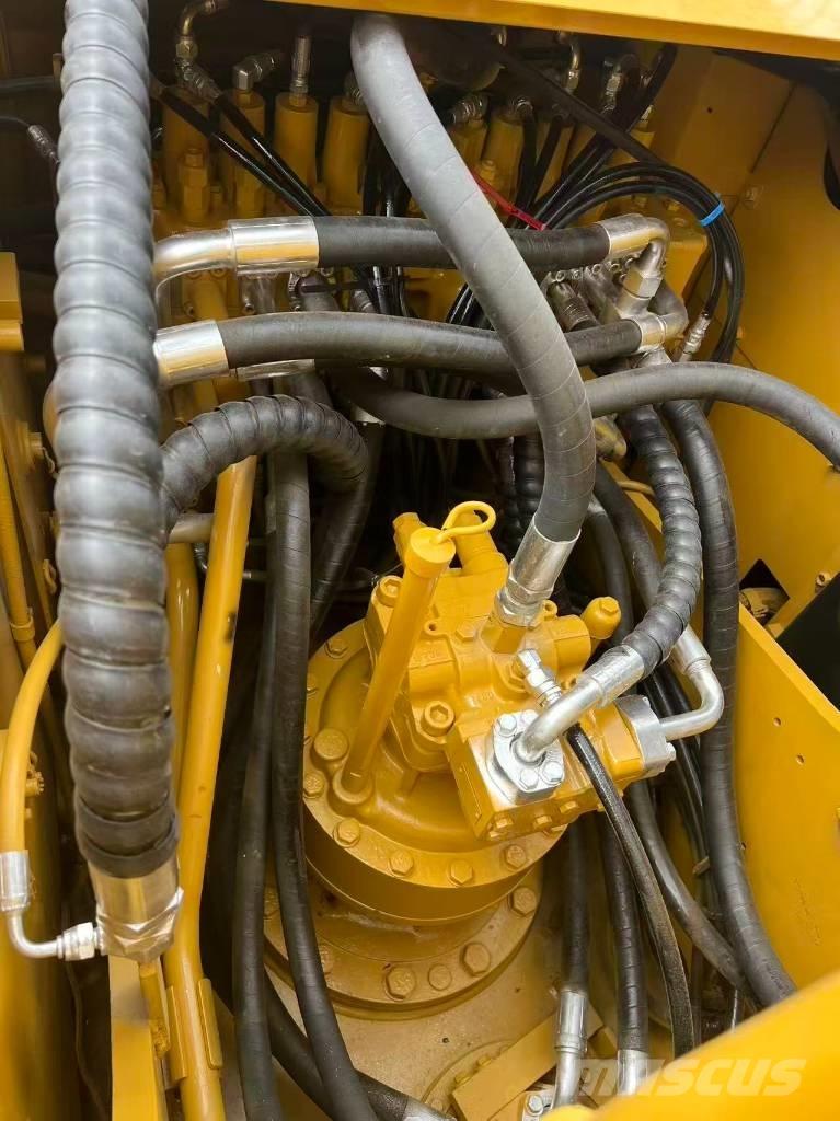 CAT 320 D2L Bagri goseničarji