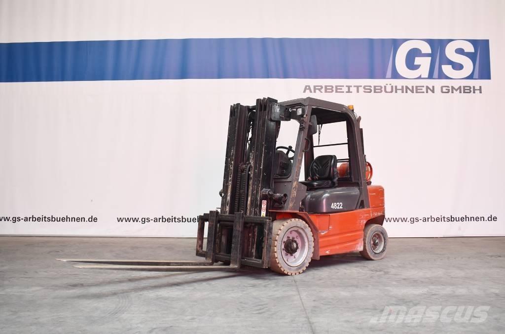 Manitou CG 30 P Plinski viličarji