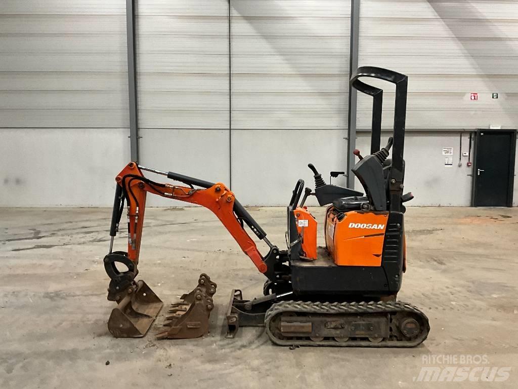 Doosan DX 10 Z Mini bagri <7t