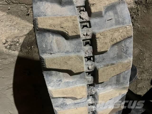 Komatsu PC 26 MR-3 Mini bagri <7t