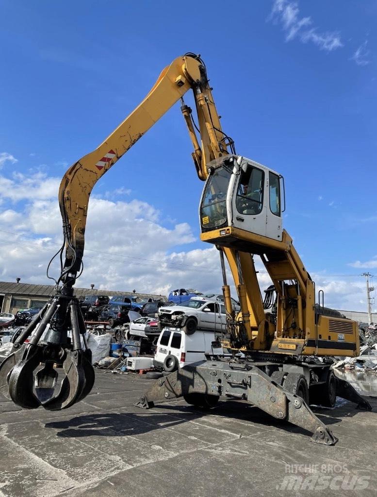 Liebherr 924 Bagri za prekladanje primarnih/sekundarnih surovin