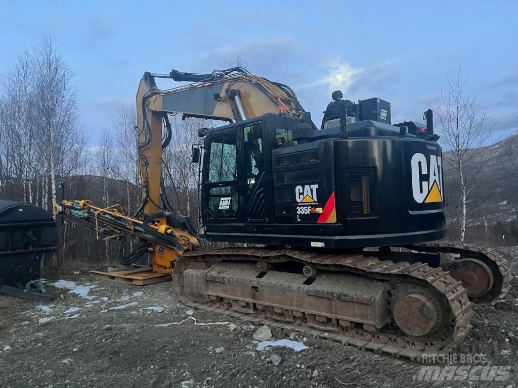 CAT 335 F L CR Terenske vrtalne naprave
