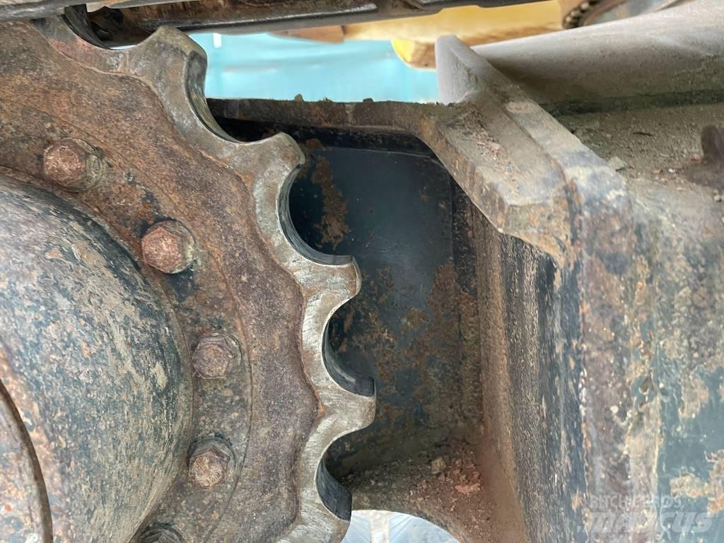 Komatsu PC 80 MR-5E0 Midi bagri 7t – 12t