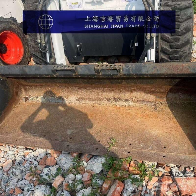 Bobcat S 590 Skid steer mini nakladalci