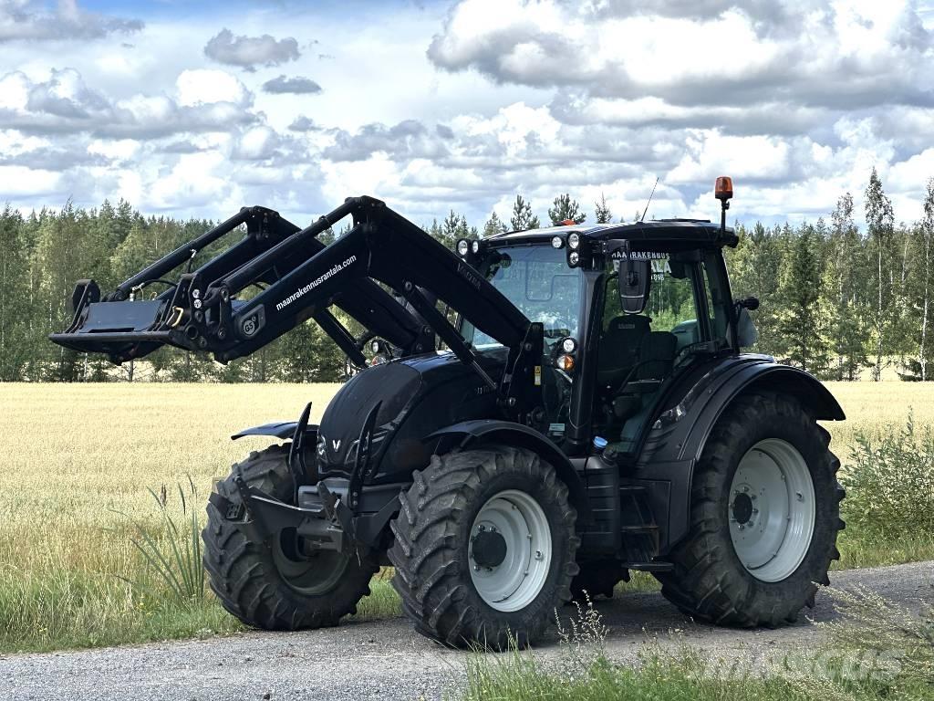 Valtra N 104 Traktorji