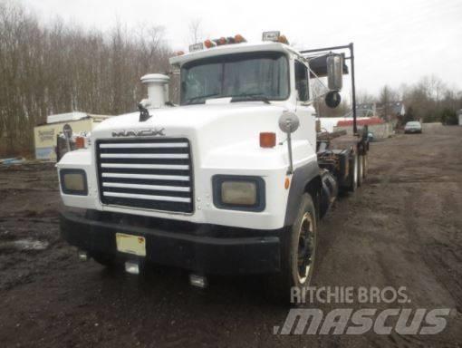 Mack RD 686 SX Razstavljivi tovornjaki z žičnimi dvigali