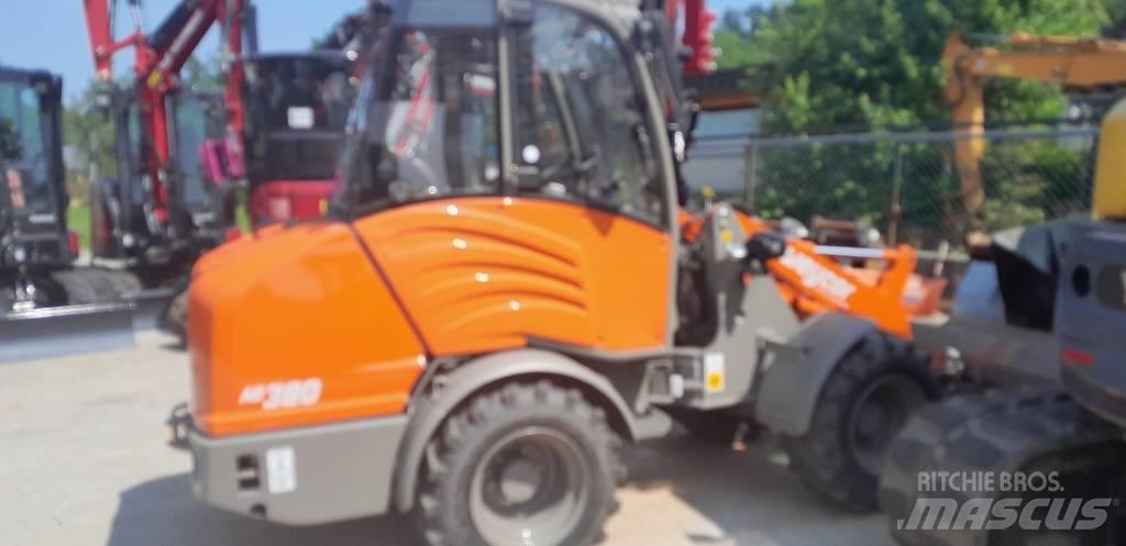 Weycor AR380 Kolesni nakladalci