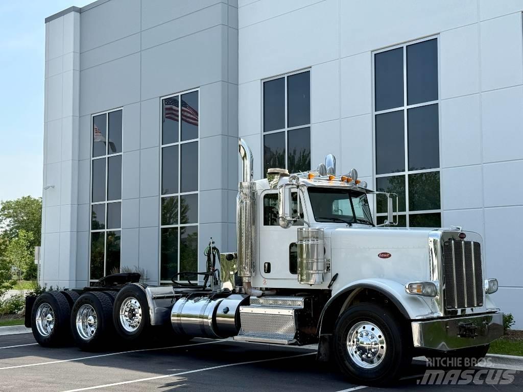 Peterbilt 388 Vlačilci