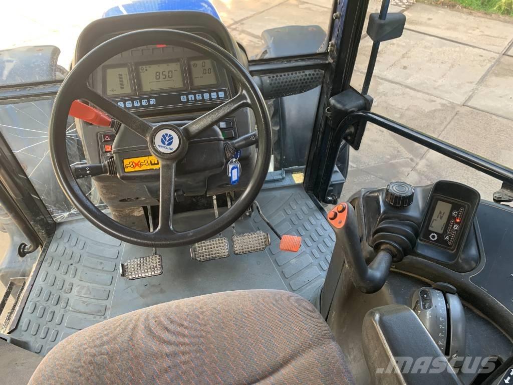 New Holland TM 125 Traktorji