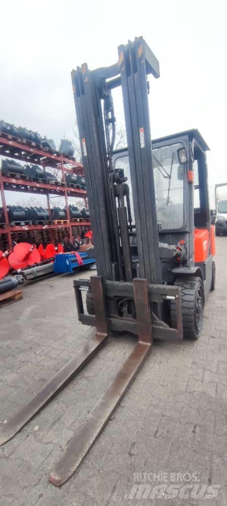 Doosan D 30 G Dizelski viličarji