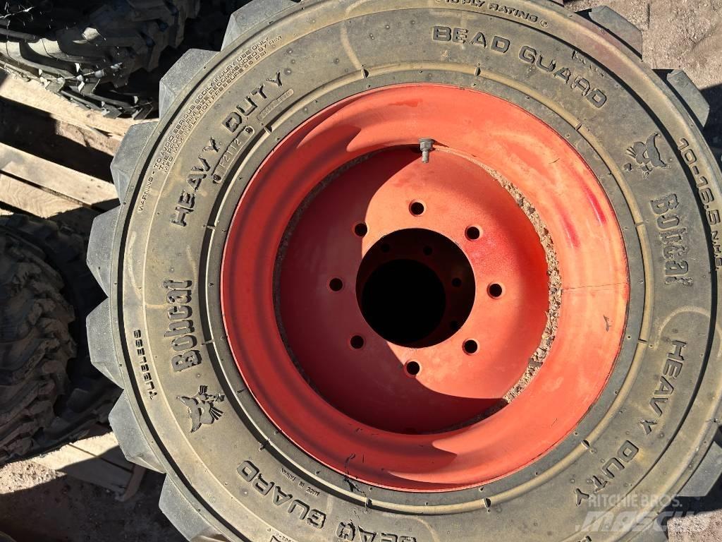 Bobcat 10x16.5 Tires Gume, kolesa in platišča