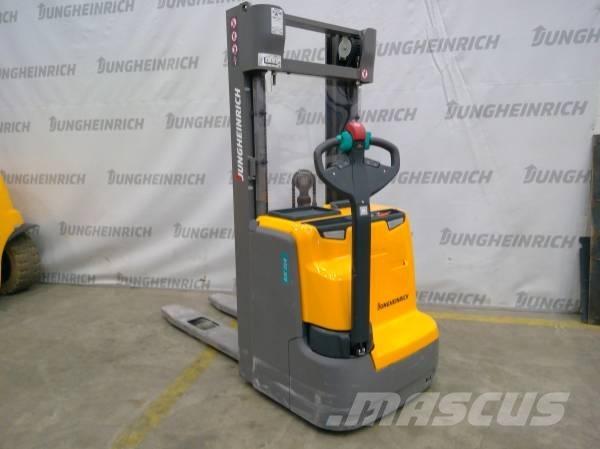 Jungheinrich EJC 214 Ročni električni viličar