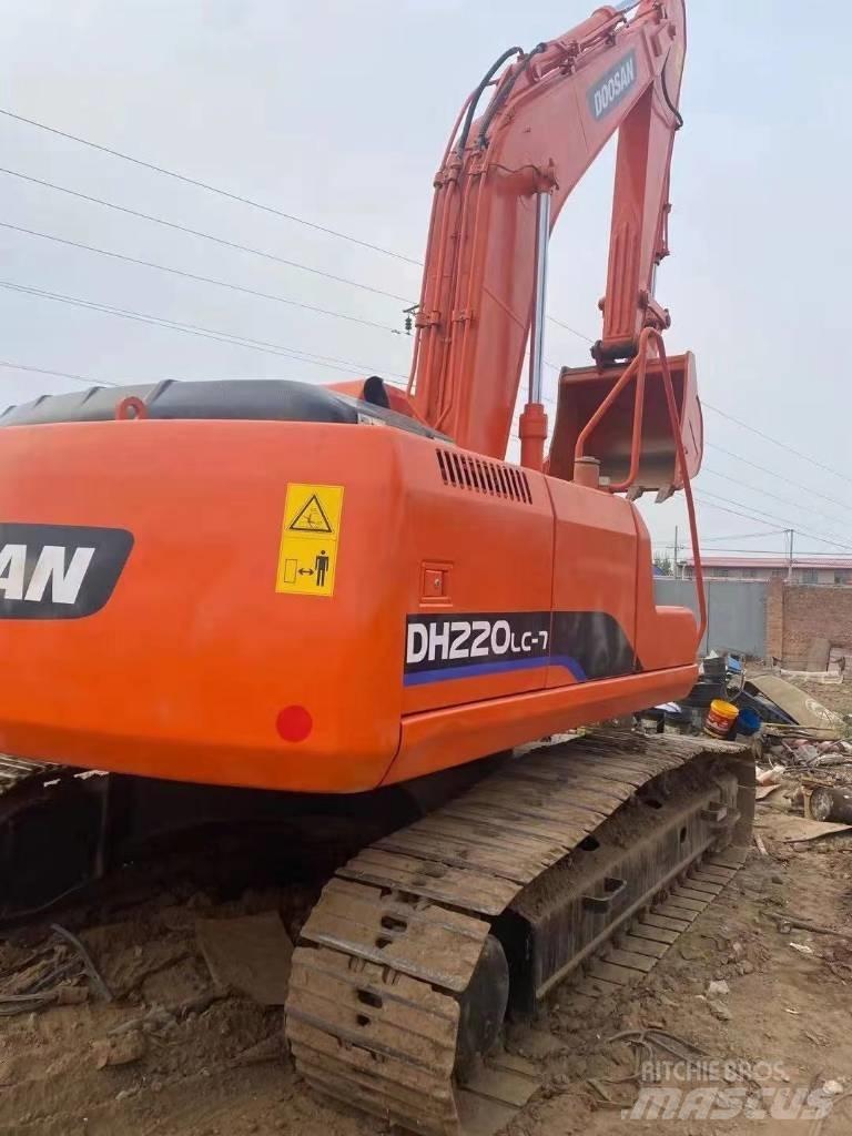 Doosan DH220LC-5 Bagri goseničarji
