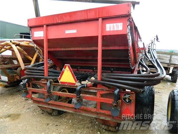 Tive 4000 Trosilniki mineralnega gnojila