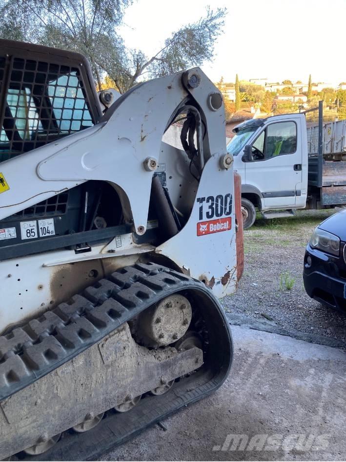 Bobcat T 300 Skid steer mini nakladalci