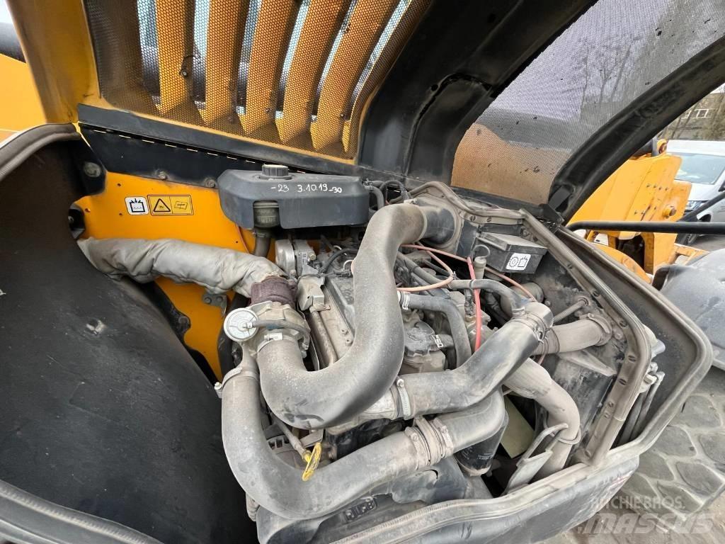 JCB 535-125 Teleskopski viličarji