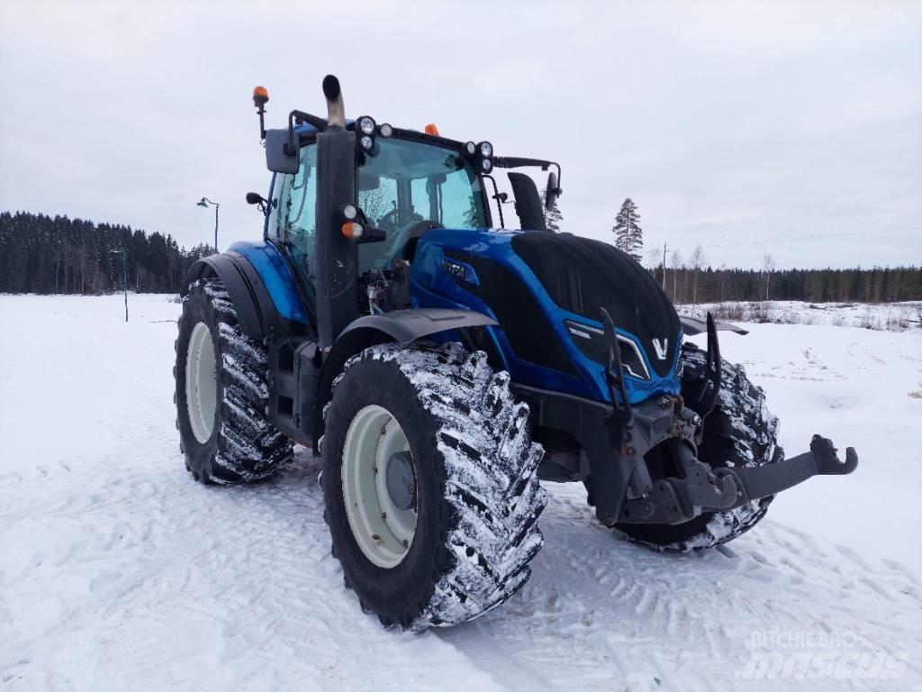 Valtra T 174 VERSU Traktorji