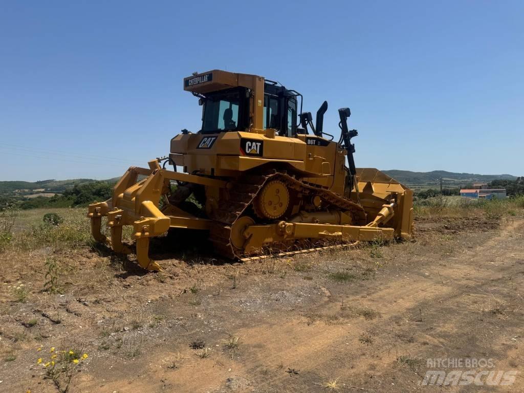 CAT D 6 T XL Buldožerji goseničarji