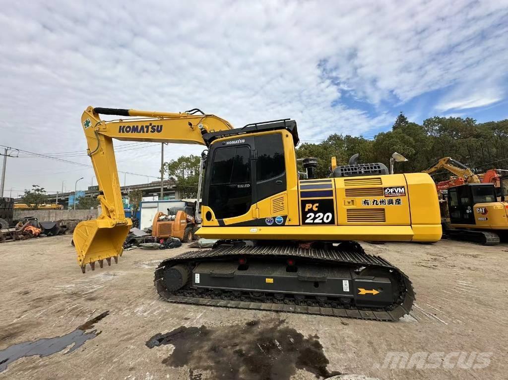 Komatsu PC 220 Bagri goseničarji