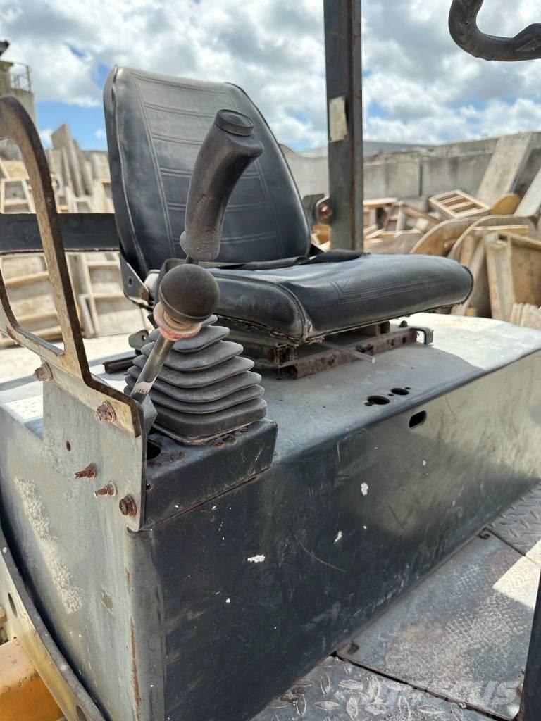 Bomag BW 120 AD-3 Dvojni valjarji